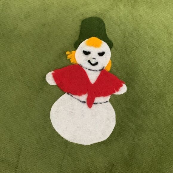 Vintage Unique Handmade Christmas Tree Skirt Felt Holiday Appliques Kitschy - Picture 6 of 17